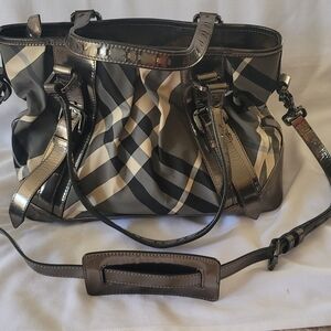 Burberry Metallic Plaid Tote - Beat Check Pattern
